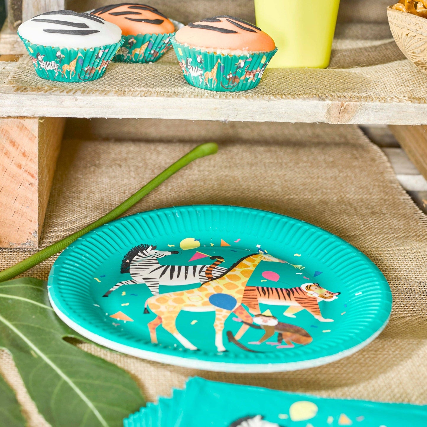 Talking Tables USA - Home, Birthday, Games & Seasonal Decor - Animal Paper Plates - 12 Pack | Party Supplies |