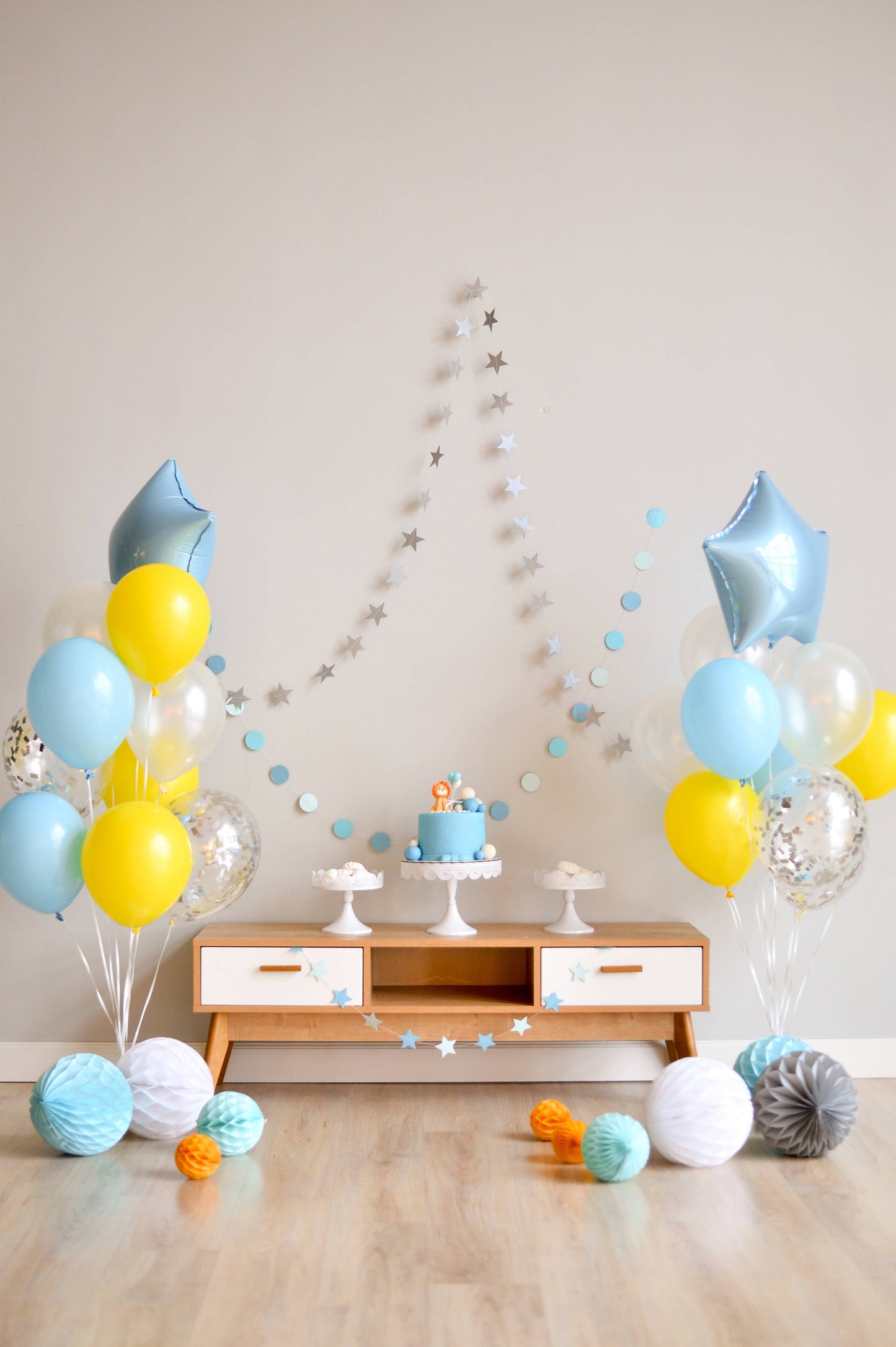 Treasures Gifted - Matte Yellow Balloons - 12 Inch Latex Balloons