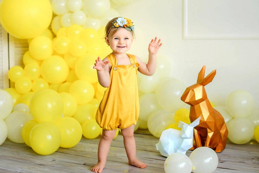 Treasures Gifted - Matte Yellow Balloons - 12 Inch Latex Balloons