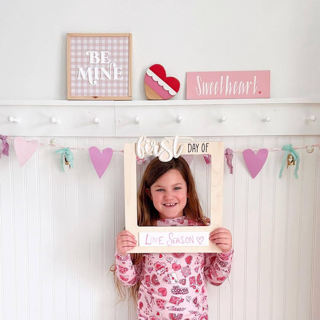 Arrow Town Designs - First/Last day of school Sign | Photo Prop | School | Kids