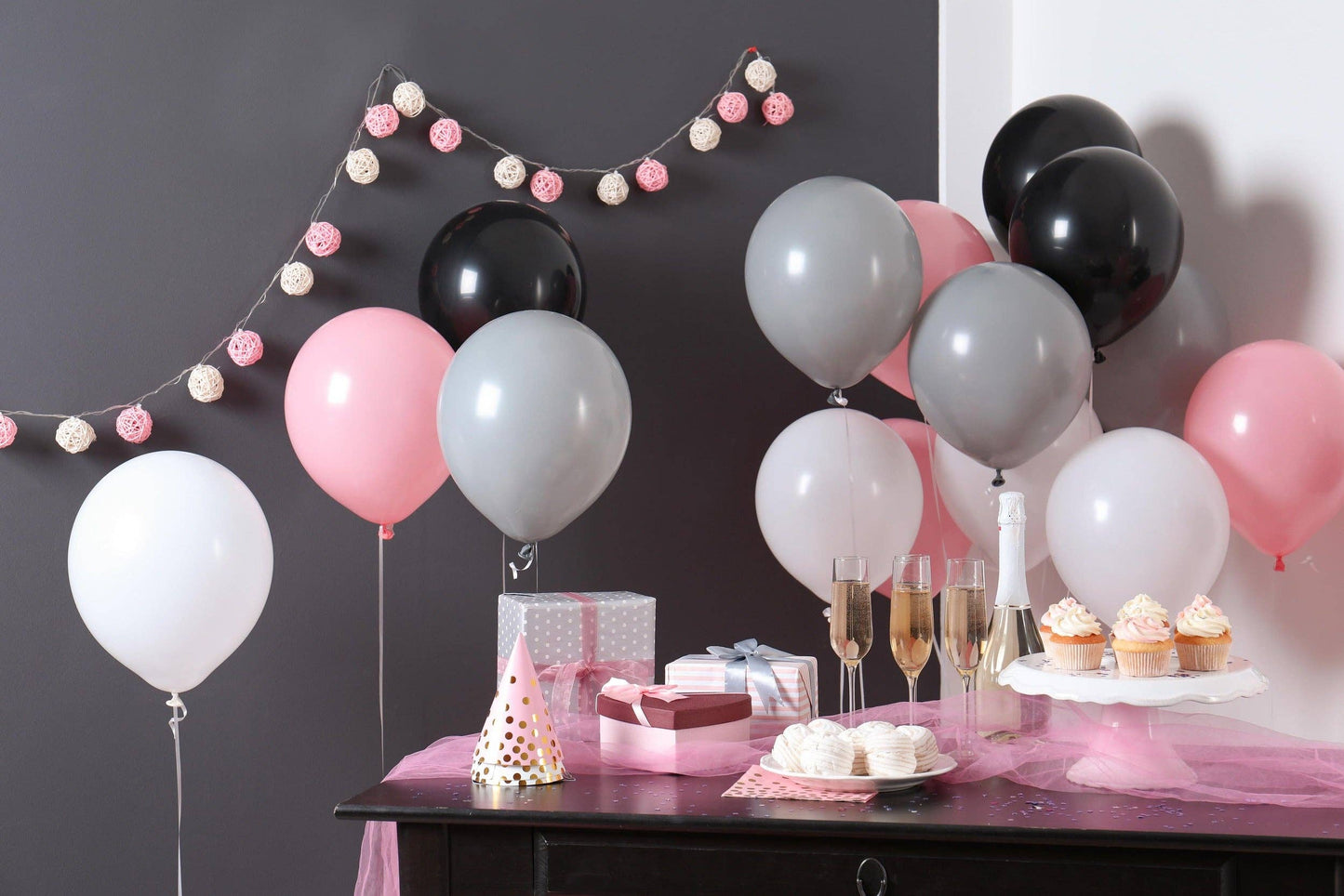 Treasures Gifted - Matte White Balloons - 12 Inch Latex Balloons